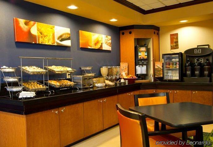 Fairfield Inn And Suites By Marriott San Antonio Boerne Restaurant billede